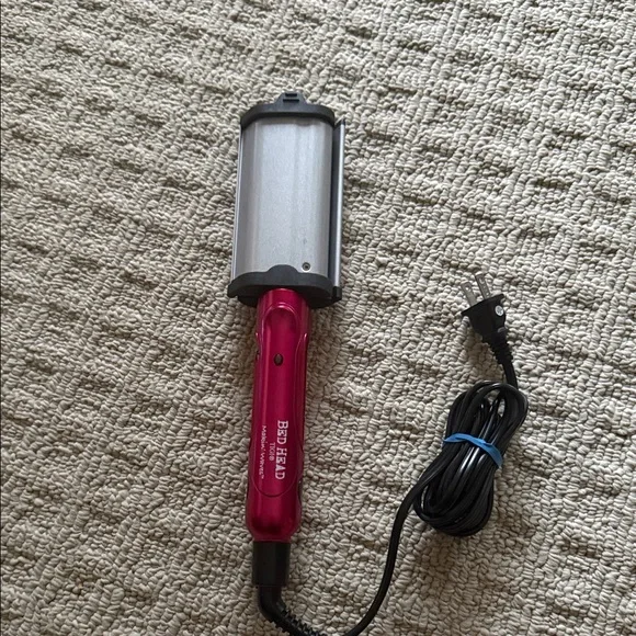 BedHead Pink and Silver Hair Waver - Picture 1 of 1